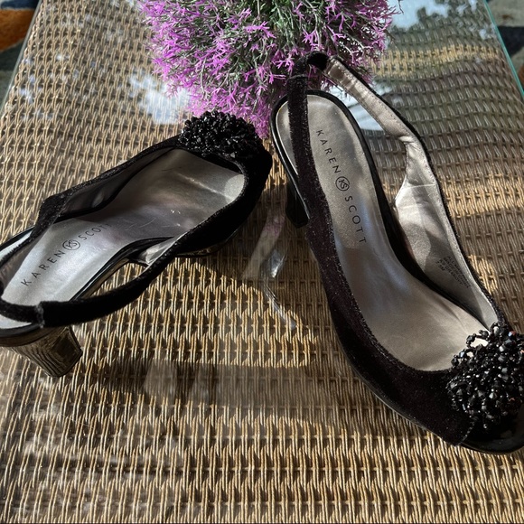 EUC Karen Scott brandy black velvet heels open toe pumps - Picture 4 of 11